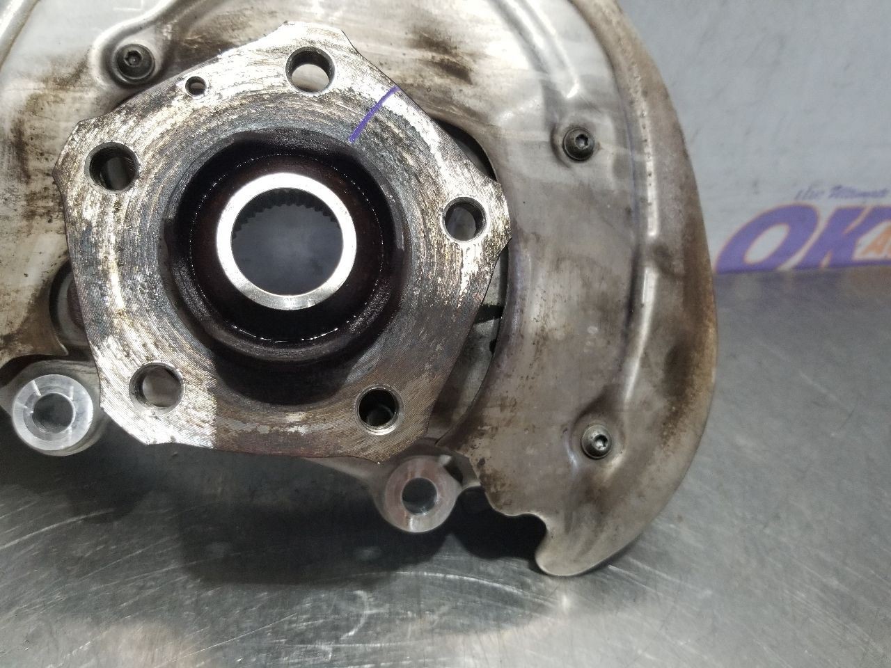 18 2018 AUDI Q5 2.0L TURBO SPINDLE KNUCKLE FRONT RIGHT PASSENGER AWD