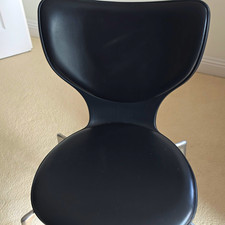 AKABA By Jorge Pensi Set of 4 Dining Chairs Black/Silver Metal Legs Indoor