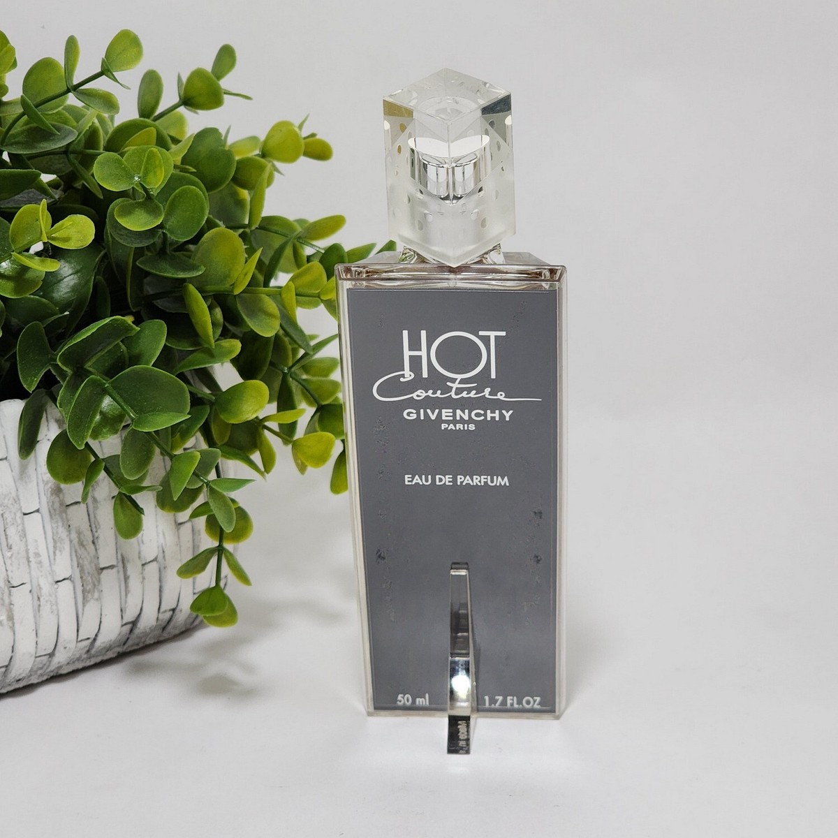 10-168 ジバンシー ホットクチュール オードトワレ 50ml