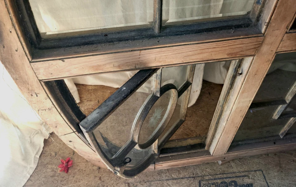 Vidro gravado com chumbo início dos anos 1900 - Janelas antigas de madeira e ferro vara - Imagem 3 de 4