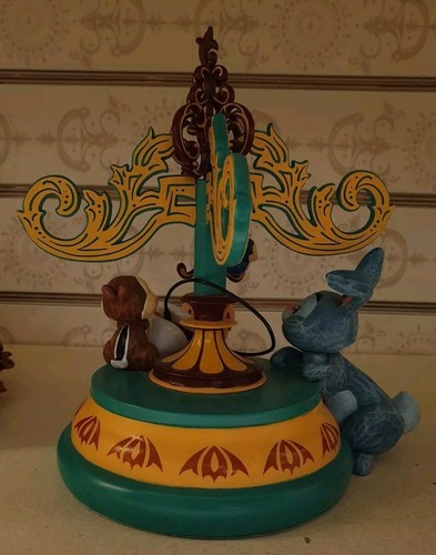 Figurine / Figura / Figur Donald's Winter Wonderland Disneyland Paris - Photo 2 sur 3