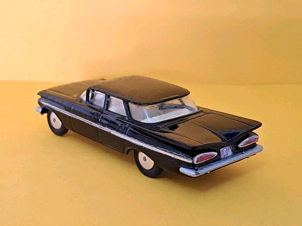CORGI TOYS - CHEVROLET IMPALA - Immagine 4 di 4