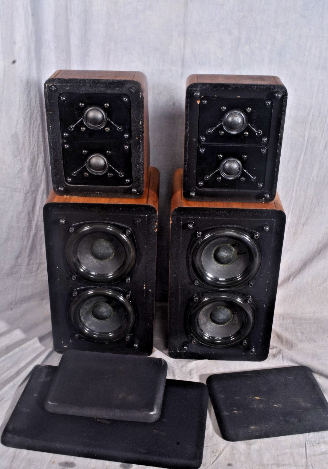 PAIR MILLER KREISEL Satellite 1  Vintage Speakers Sound Good Please Read