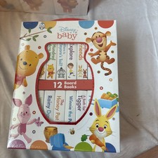 Disney Baby: 12 Board Books Winnie the Pooh Board Books 