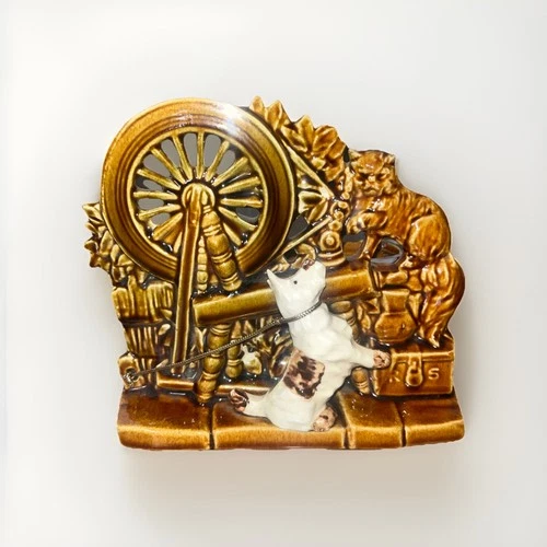 Vintage 1953 McCoy Spinning Wheel with Scottie Dog & Cat Art Pottery Planter