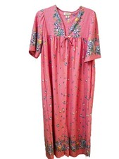 VTG Cachet Hot Pink Floral Grandmacore Night Gown Sz M Pearl Snap Buttons