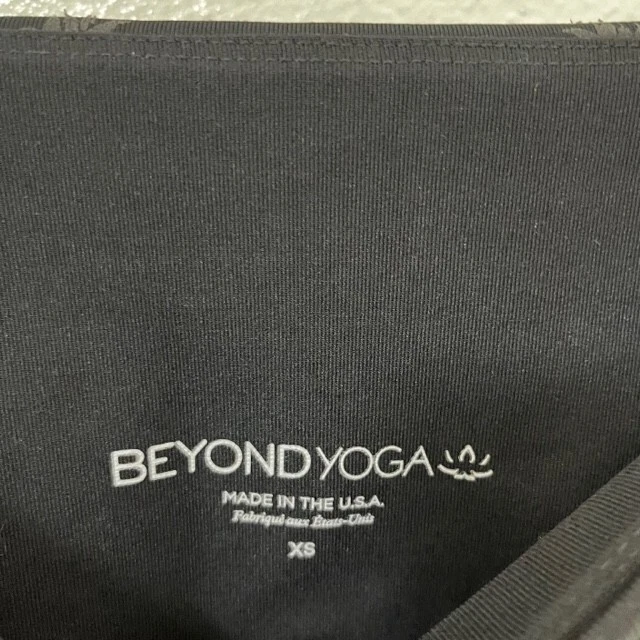 beyond-yoga pineapple print athletic leggings