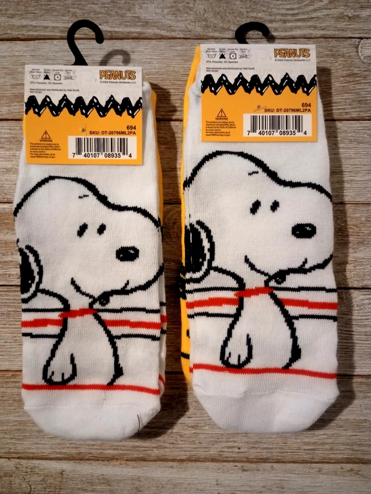 Peanuts Charlie Brown & Snoopy Ankle Socks Two 2 Pair 2 Packs (4 Pair)  - Image 3 of 3