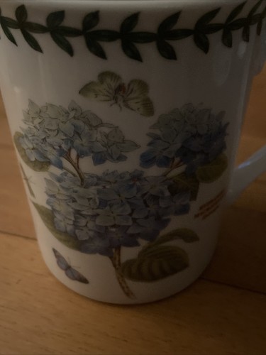 Portmeirion Botanic Garden Hydrangea Porcelain Mug (by Susan Williams-Ellis) - Picture 4 of 7
