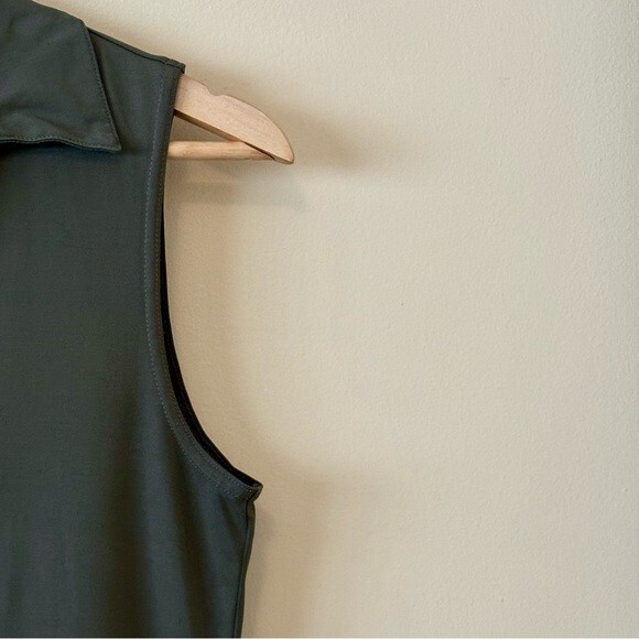 ESPRIT Dark Green Vintage Collared Sleeveless VNeck Women’s Shirt