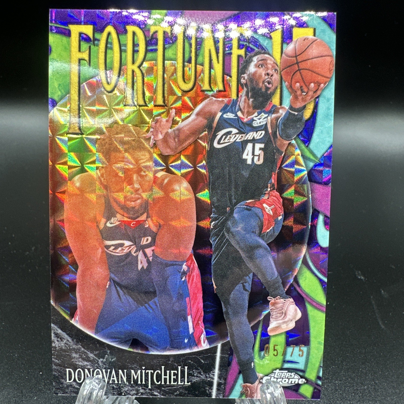 2025-26 Topps Chrome Update Series - Fortune 15 Donovan Mitchell Purple /75