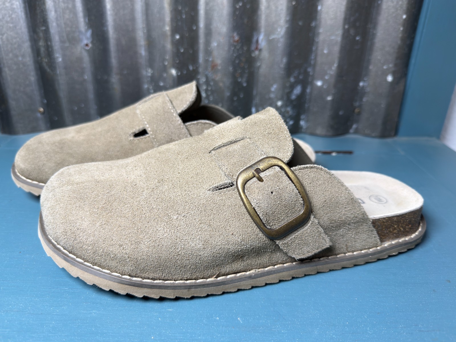 Cushionaire Blain Suede Clog Mule Taupe Size 10M Buckle Cork Footbed Comfort