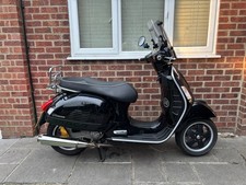 Vespa 300gts
