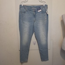 Old Navy High Rise Wow Super Skinny Jeans Women's Size 18 Light Wash NWT Stretch