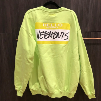 vetements ヴェトモン my name is シャツ　グリーン VETEMENTS Hello My Name is Sweatshirt - NWT - Medium - Neon Yellow