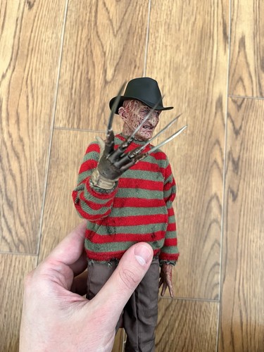 Figura personalizada 1/6 Nightmer on the Elm Street Freddy Krueger - Imagen 2 de 13