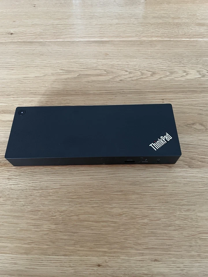 Lenovo Thunderbolt 3 Notebook-Dockingstation - Schwarz (40AN0135EU) - Bild 2 von 4