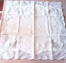 New Cream Embroidered Square Tablecloth Scalloped Edge Floral Cutwork Elegant
