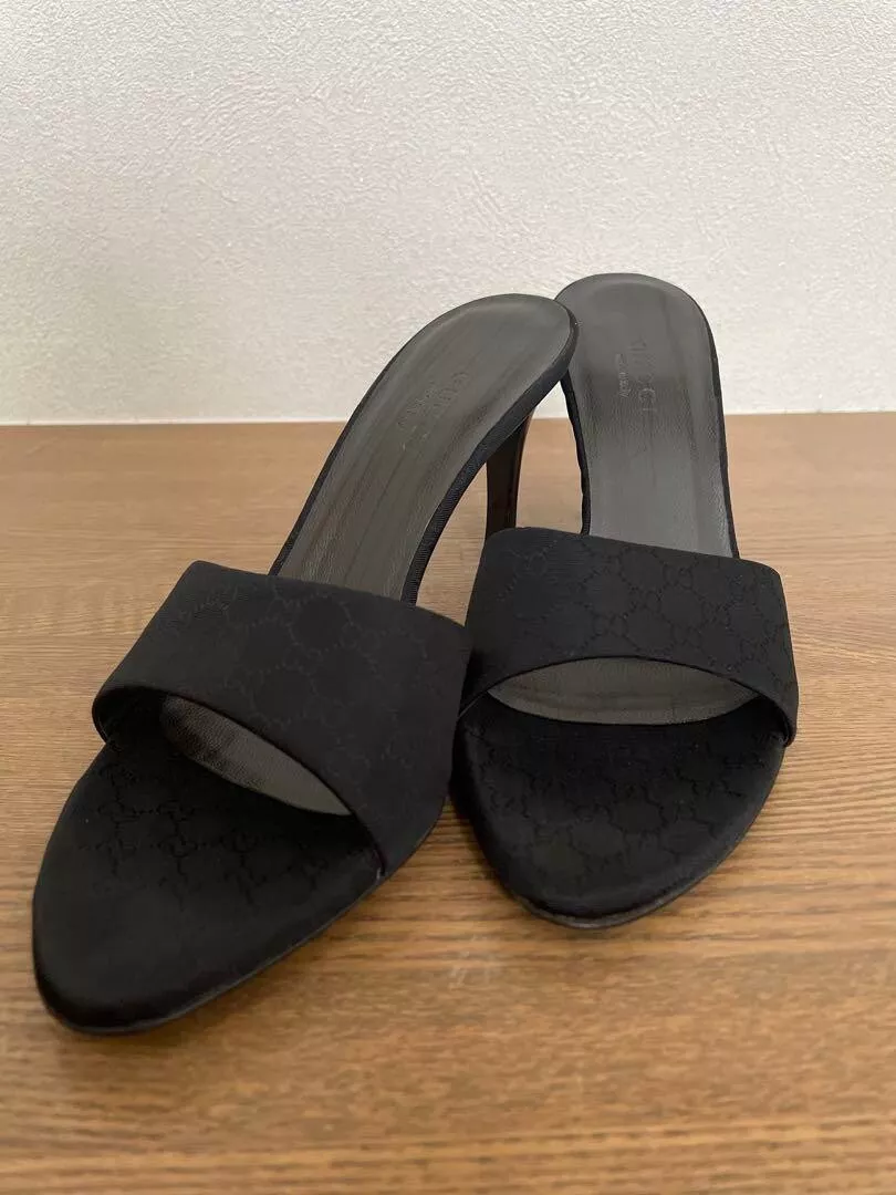 Sandales à talons mules escarpins femme logo GUCCI GG pointure EU 35