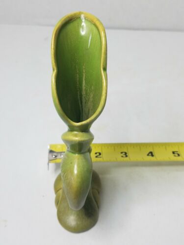 Vintage Ceramic Tall Standing Cornucopia Fluted Vase Green Drip not marked - Picture 3 of 6