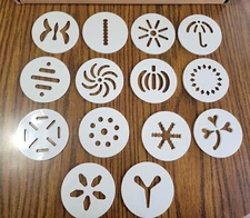 The Pampered Chef COOKIE PRESS #1525 REPLACEMENT PARTS 14 Piece DISKS Discs