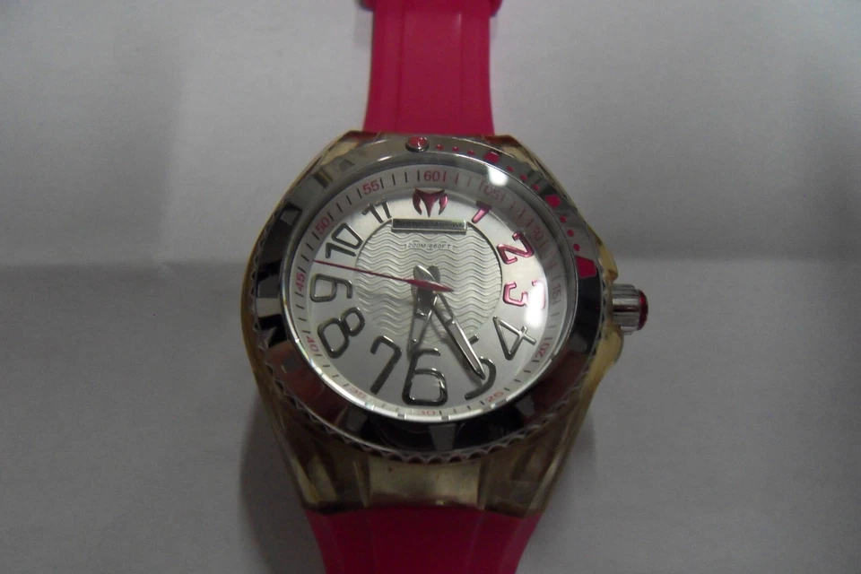 MONTRE FEMME TECHNOMARINE TRES PEU PORTEE PILE NEUVE - Photo 4/4