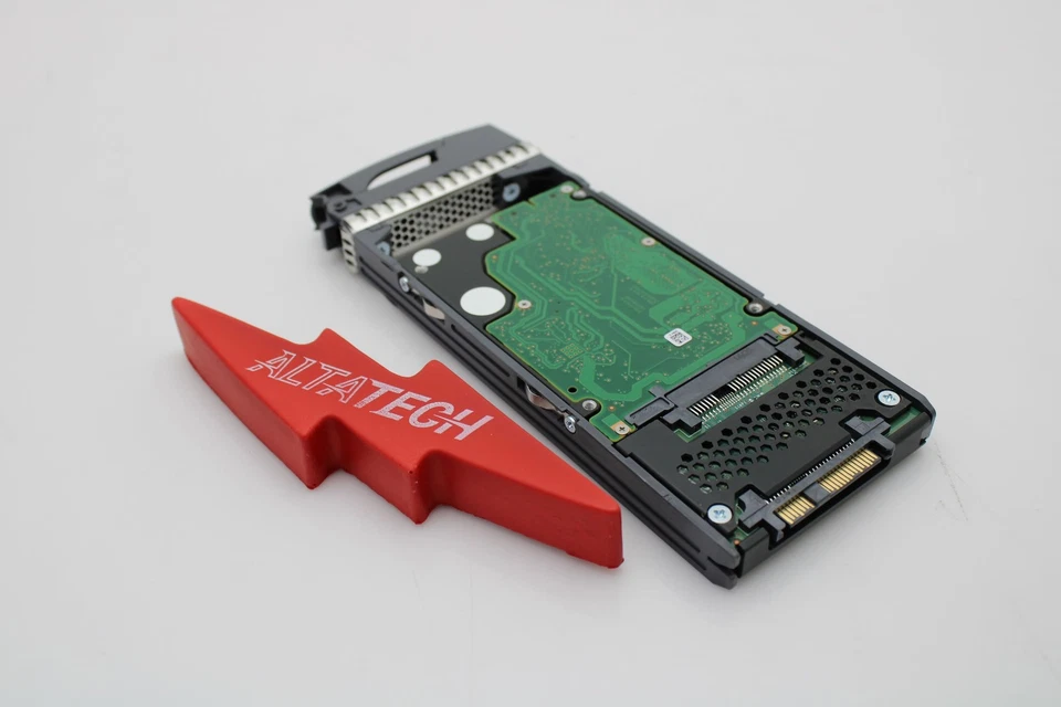 NetApp 108-00321 1.2TB 10K SAS 2.5" HDD - Image 2 of 4