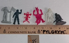 Marx, Tim-Mee, MPC etc. #A85  Vintage Astronaut, SPACE, Playset, Alien Figures!