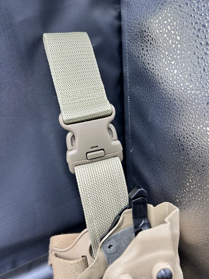 Safariland 6035 Holster Sig Sauer P220 P226 X300 TLR Light Drop Leg Lvl 2 RH - Image 4 of 4