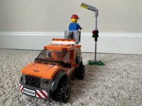 *RETIRED* LEGO CITY Light Repair Truck Great Vehicles (60054) 100% Complete 2014