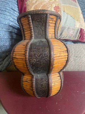 Antique Bamboo Wood Wall Décor Flower Vase Hanging  16 x11 x 7