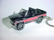 HOT 3D BLACK CHEVROLET BLAZER CUSTOM KEYCHAIN keyring key 4x4 BLING hot wheels