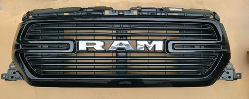 2019-2022 Dodge Ram 1500 Front Grille OEM NEW BLACK SURROUND WIthout CAMERA - Picture 1 of 7