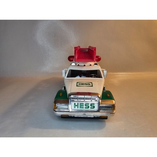 Tested & Working 1994 Hess Rescue Truck W/Original Box. - Picture 3 of 14