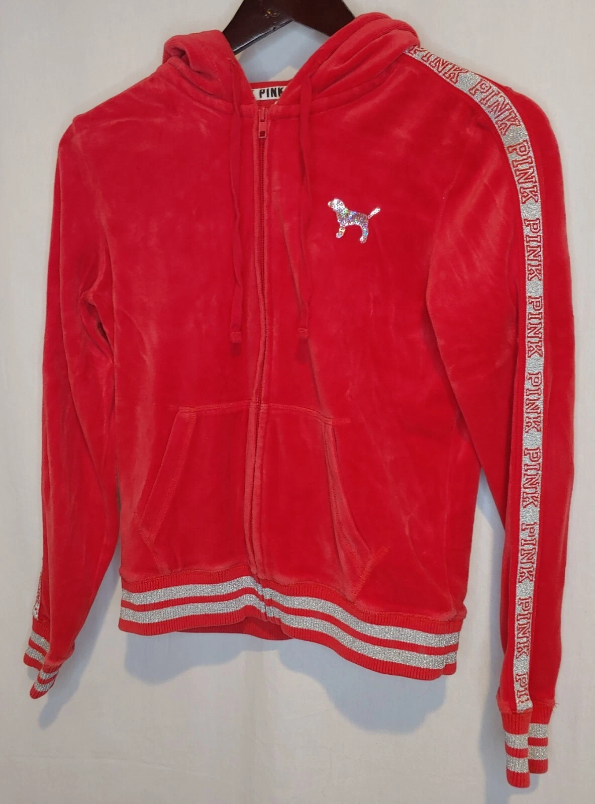 UNDERCOVER Felpa con cappuccio e zip intera Victorias Secret rosa donna rosso velluto paillettes scritta XS