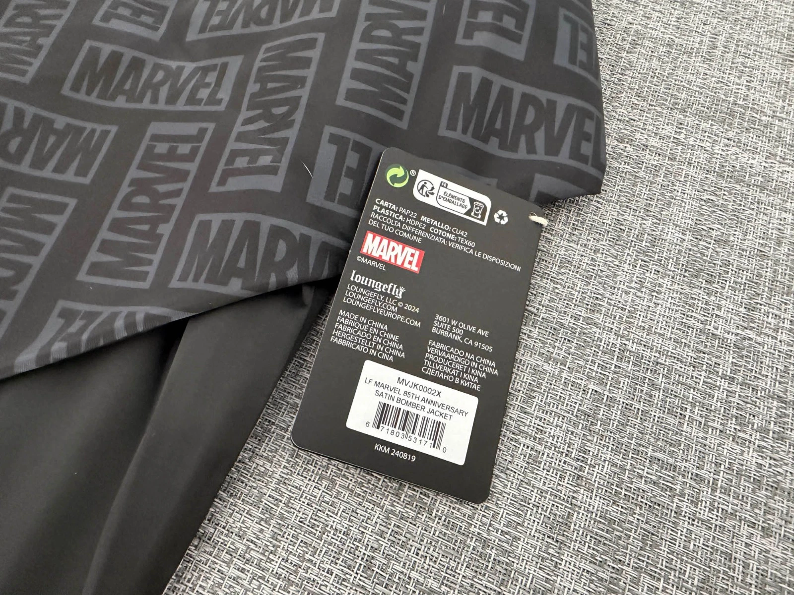 NEW - MARVEL 85th Anniversary Golden Logo Satin Bomber Jacket By Loungefly - XL image 11