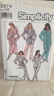 Simplicity Lady's ROBE AND PAJAMAS SEWING PATTERN Misses' Size 10 12