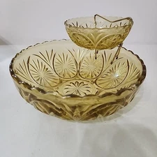 Vintage 3pc Glass 8in Chip Dip Set Anchor Hocking Amber Medallion Original Box