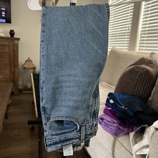 Abercrombie  Fitch The 90s Straight Ultra High Rise Jeans Medium Wash 24 00R