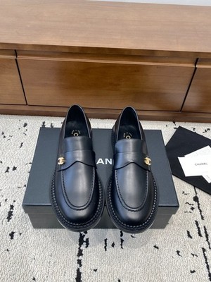 CHANEL Damen Schwarz  Loafer aus Leder   Gr. 38   Neu