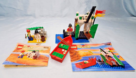 LEGO Pirates: Armada Sentry (6244) & Skeleton Crew (6232) 99.9% complete