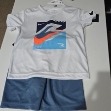 Boys Nike 2 Pc Short Set Size 4 Nwt