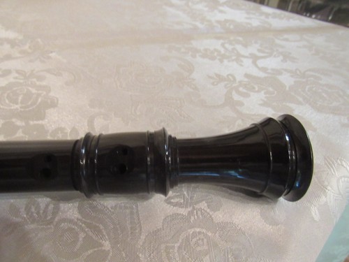 AULOS Recorder Flute 309 (E) 3 Piece Musical Instrument with Case - Picture 8 of 12
