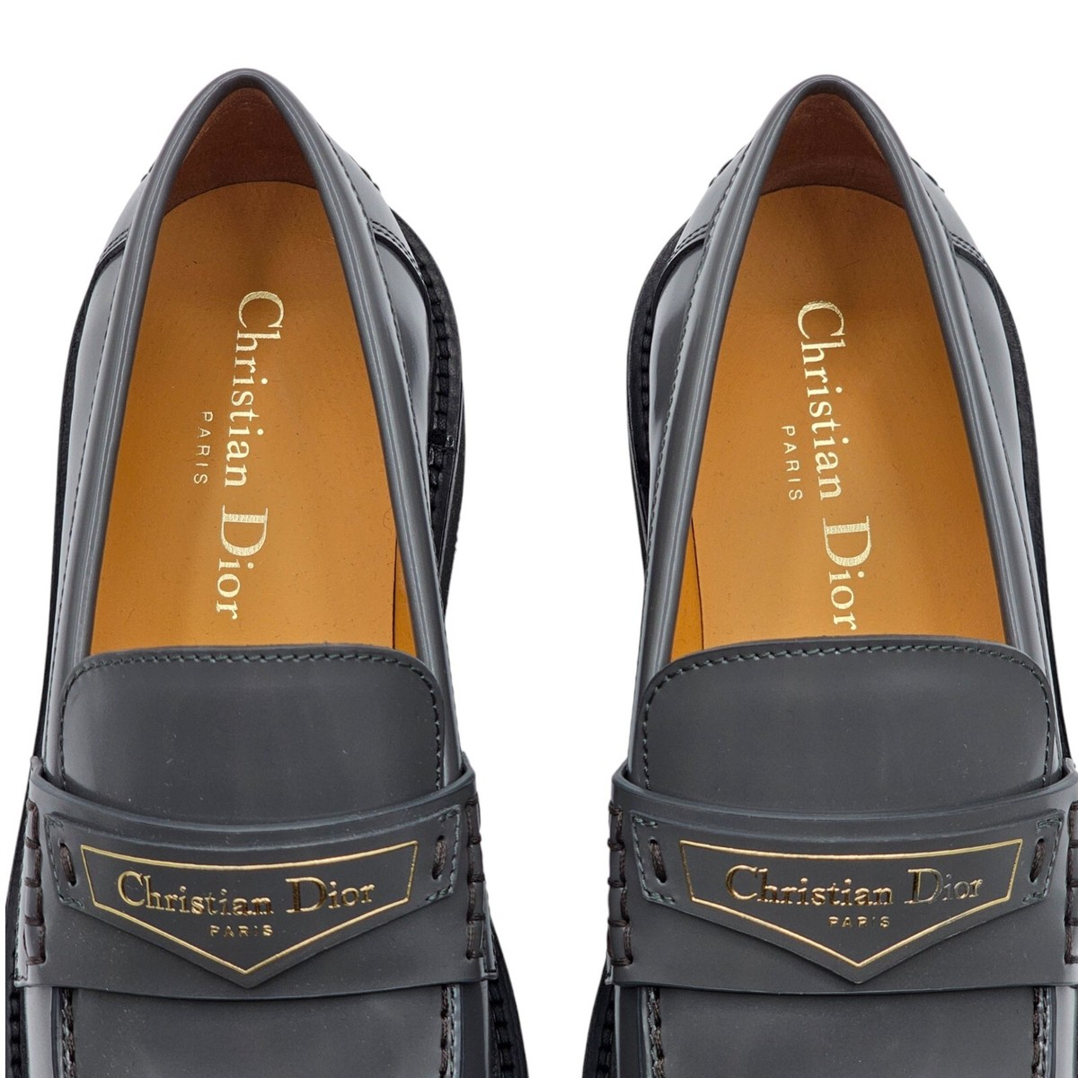 履きやすくてお洒落♪【Dior】Dior Boy ミュール Dior Boy Slingback Pump White Calfskin | DIOR