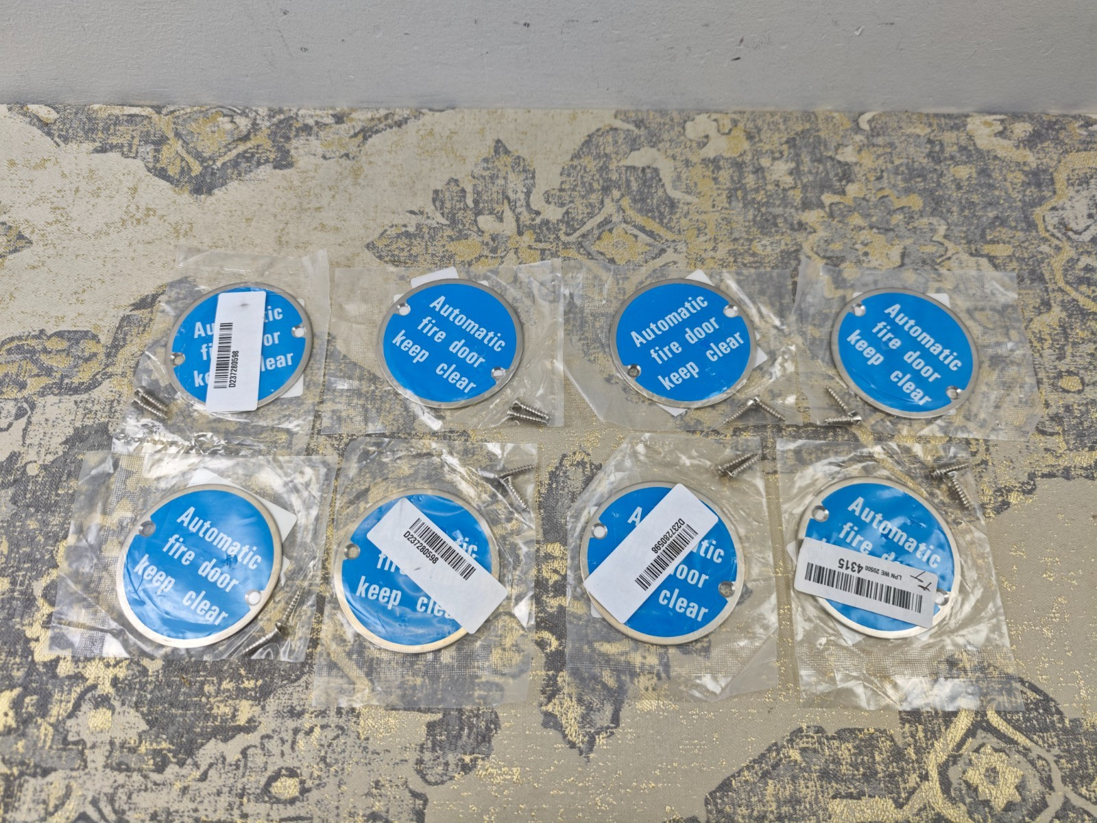 8x V Safety Fire Door Keep Clear Sign, Aluminium, 76mm, Safety Sign with fixings