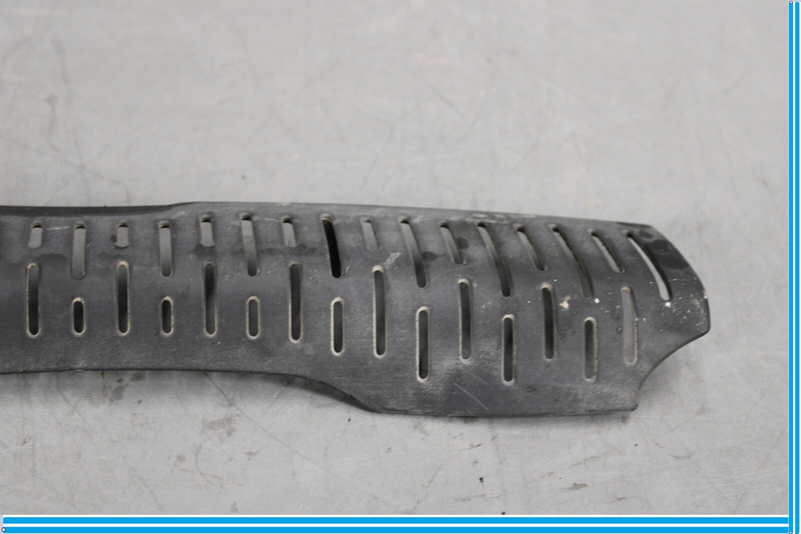 Bentley Continental R Final Series 2003-2012 Upper Intake manifold cover