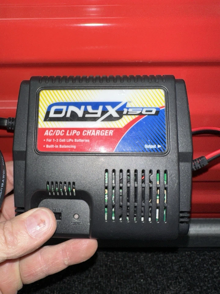 Duratrax Onyx 150 Ac/dc Peak Charger - Image 3 of 4