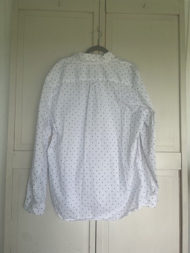 Gap Mens Shirt XL Long Sleeves Button Up Pocket White Floral Design - Picture 8 of 8