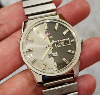 RARE RADO DAY NIGHT AUTOMATIC  DAY DATE SWISS MADE VINTAGE BLACK DIAL GENT 11847
