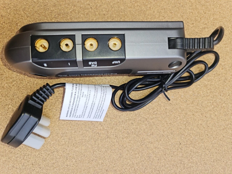 PHILEX SLx Gold 2way AMP WITH BY PASS for TV's and dab radio reception boosting - Image 4 of 4